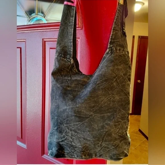 Boho Heart Crossbody Bag - Multicolor - Picture 6 of 11